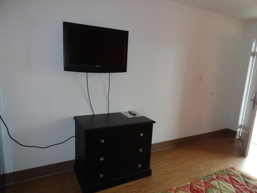 Econo Lodge Metropolis Rum bild